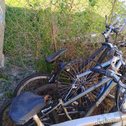 4 Bikes For Parts Or Repair 