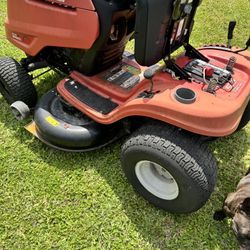 Lawnmower Tractor 
