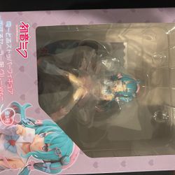 Furyu Collectable Figure: Hatsune Miku Noodle Stoper