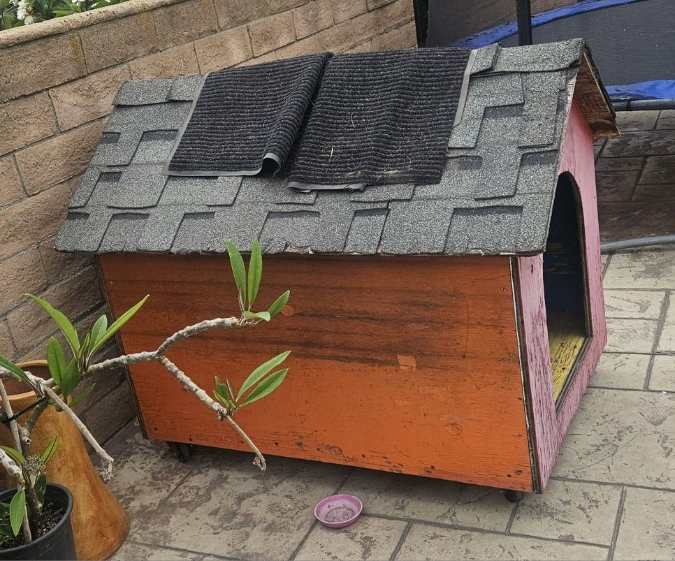 Mobile Dog House (Wheels Attached)