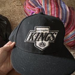 la kings hat 