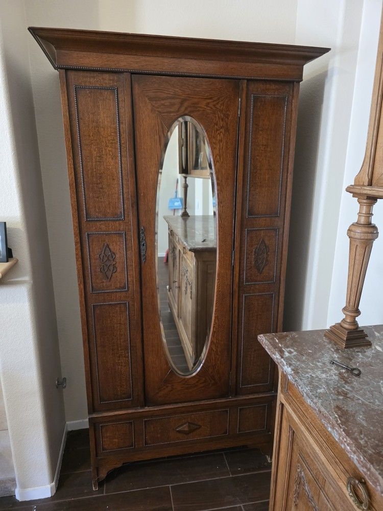 Free Standing Antique Wardrobe with Mirror