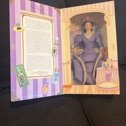 1997 AVON Exclusive Mrs. P.F.E. Albee 1st in Series Barbie Doll (17690)