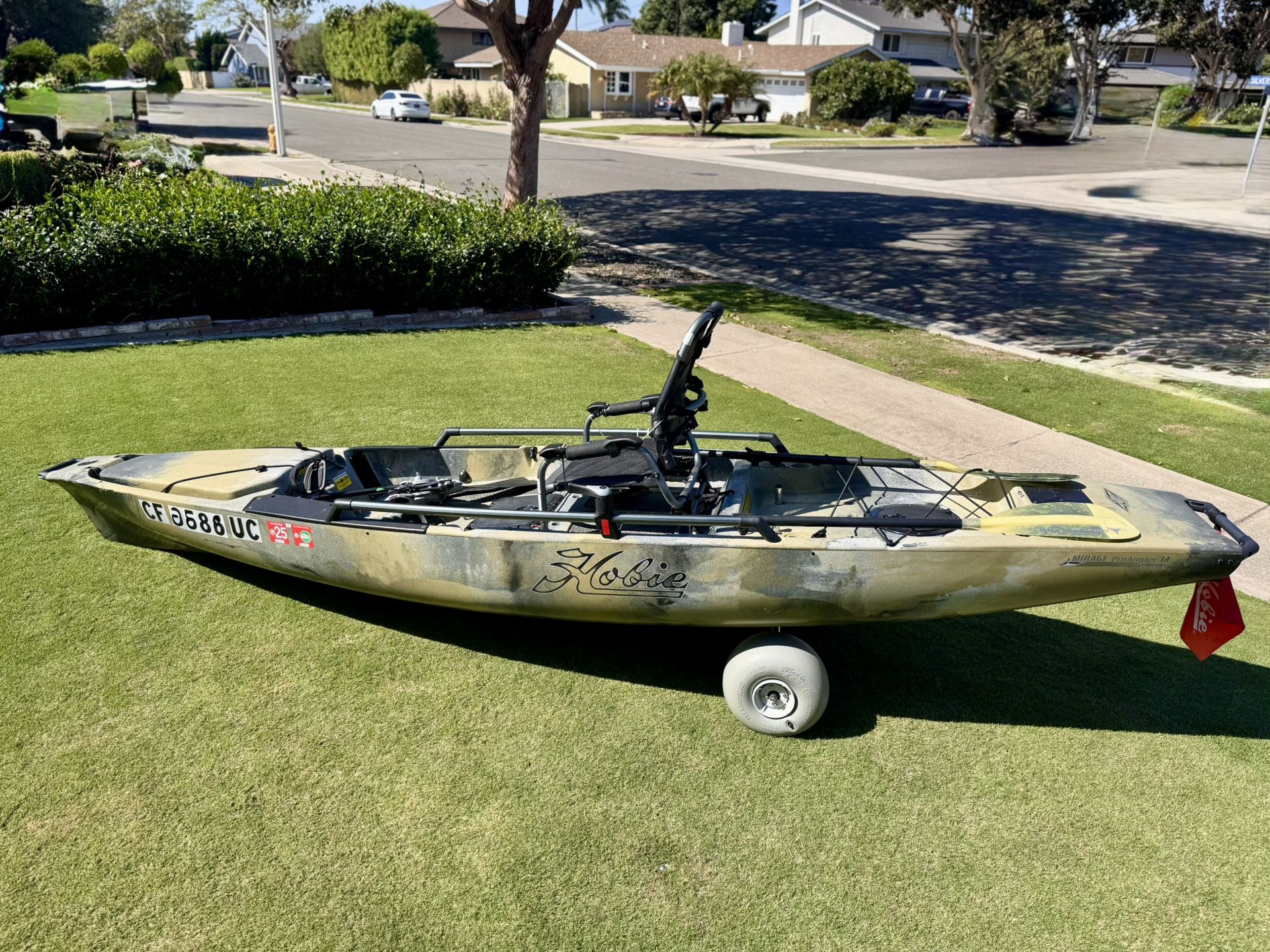 Hobie Pro Angler 14 Fishing Kayak W Trolling Motor Kit