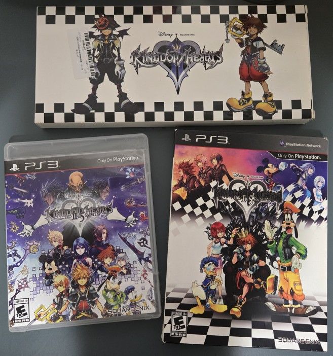 Kingdom Hearts 1.5 & 2.5 for PS3 and Keychain Set