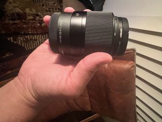 Sigma 30mm DC DN