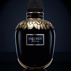 Alexander McQueen - McQueen EDP 2 .5 oz
