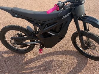 Throne  SRPNT  E Moto