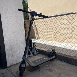 Electric scooter