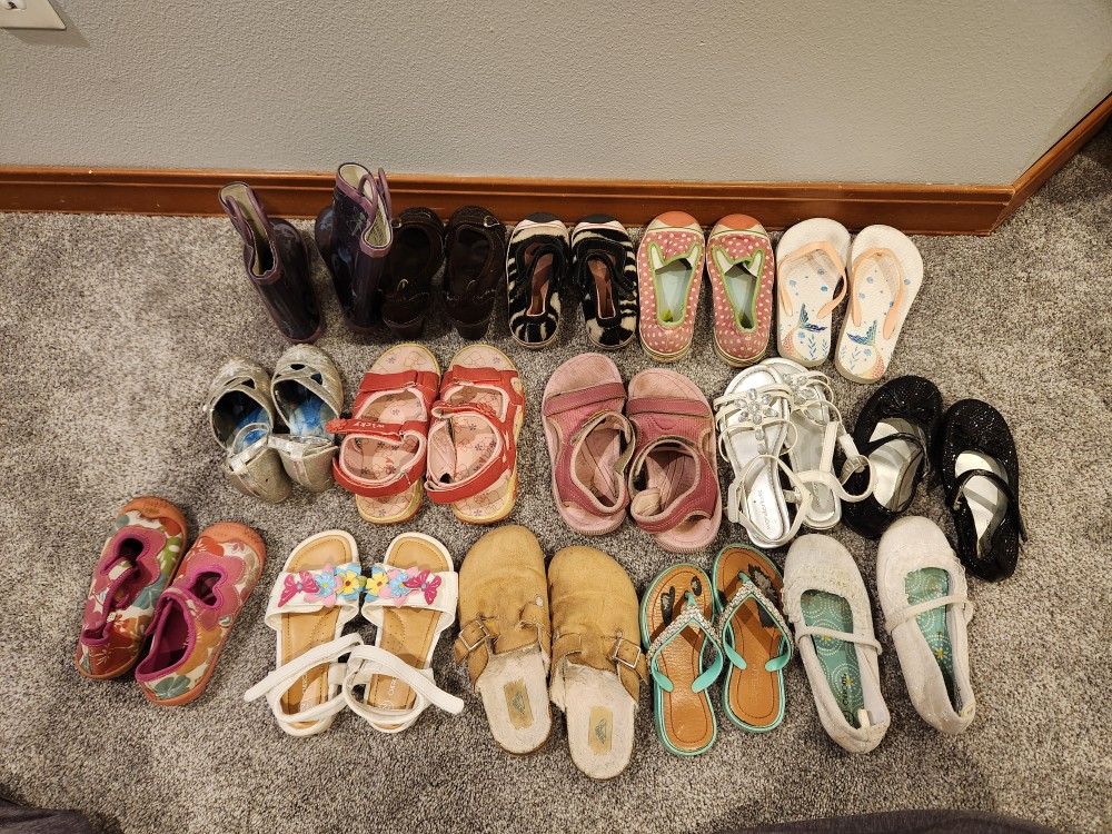 Lot Of FREE Girls Size 10, 11, 12, 13 & 1 Shoes