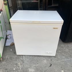 Freezer De 34” Inched Magic Chef
