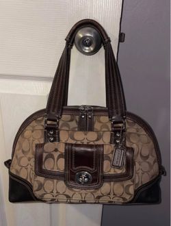 Vintage authentic 2010 Coach bag