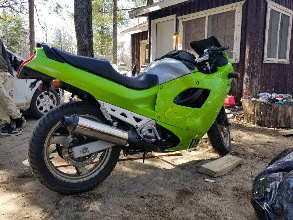 Photo Suzuki katana 750