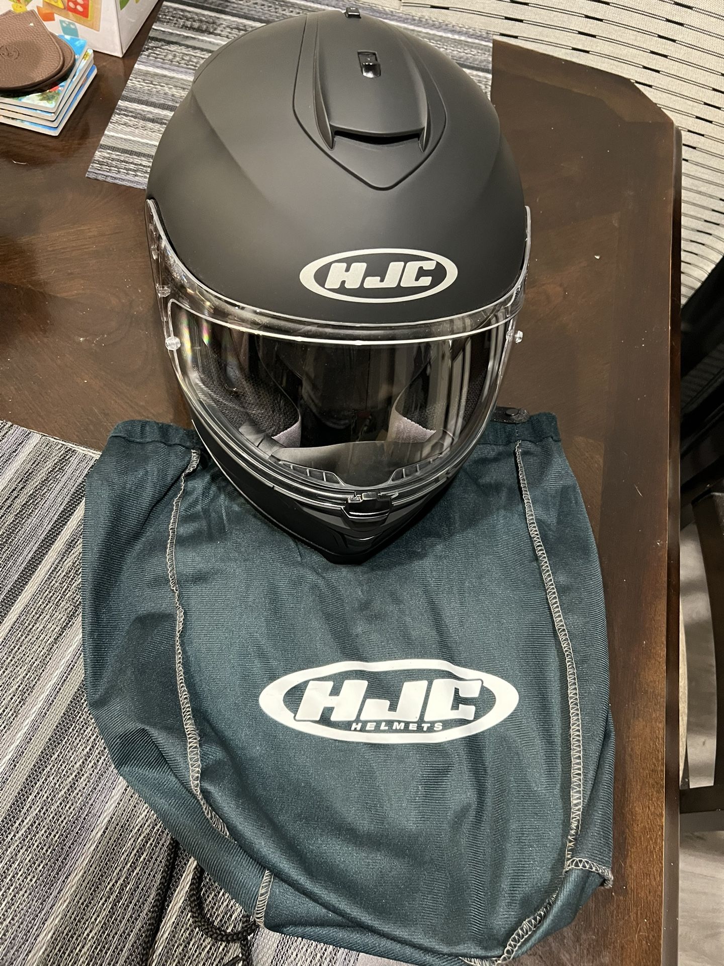HJC IS-17 Full-Face Motorcycle Helmet Matte Black L