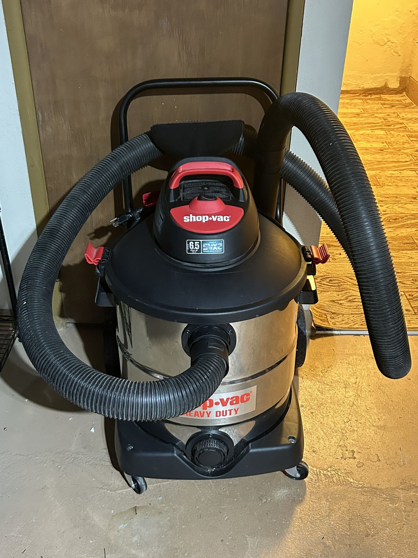 Shop-Vac 14 Gallon 6.5 Peak HP Stainless Steel Wet/Dry Vacuum with SVX2 Motor