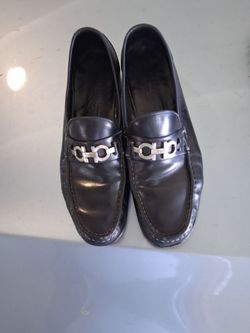 Mens Ferragamo dress shoes size 9