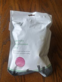 Motif Maternity Compression Socks