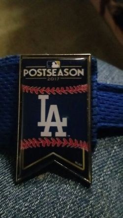 Dodger pin