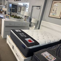 Stunning bedroom set! 😍✅🎉 Easy financing! SALE!