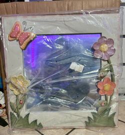 BRAND NEW hanging Mirror