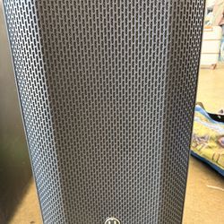 Used Harbinger VARI 4112 Powered Speaker