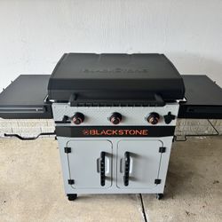 Blackstone 3 Burner Griddle