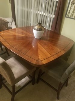 Dinning table free...about 60inches in diameter, chairs has been taken already!