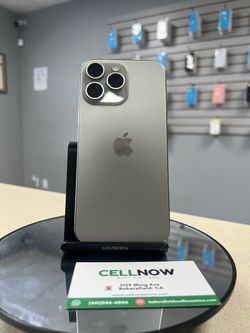 iPhone 16 pro max unlocked 256 Gb