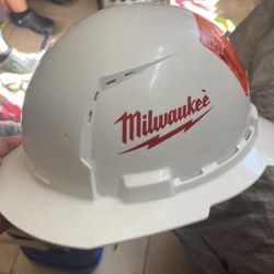 Milwaukee Hard Hat 