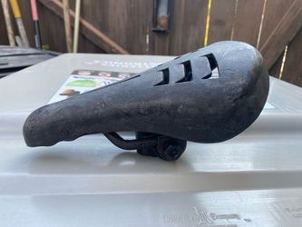 Diamondback BMX pit bike seat Viscount $40