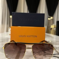 Louis Vuitton Attitude Sunglasses - Brown & Gold Square Frame