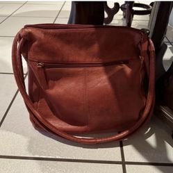 VINTAGE TIGNANELLO RED LEATHER SHOULDER BAG