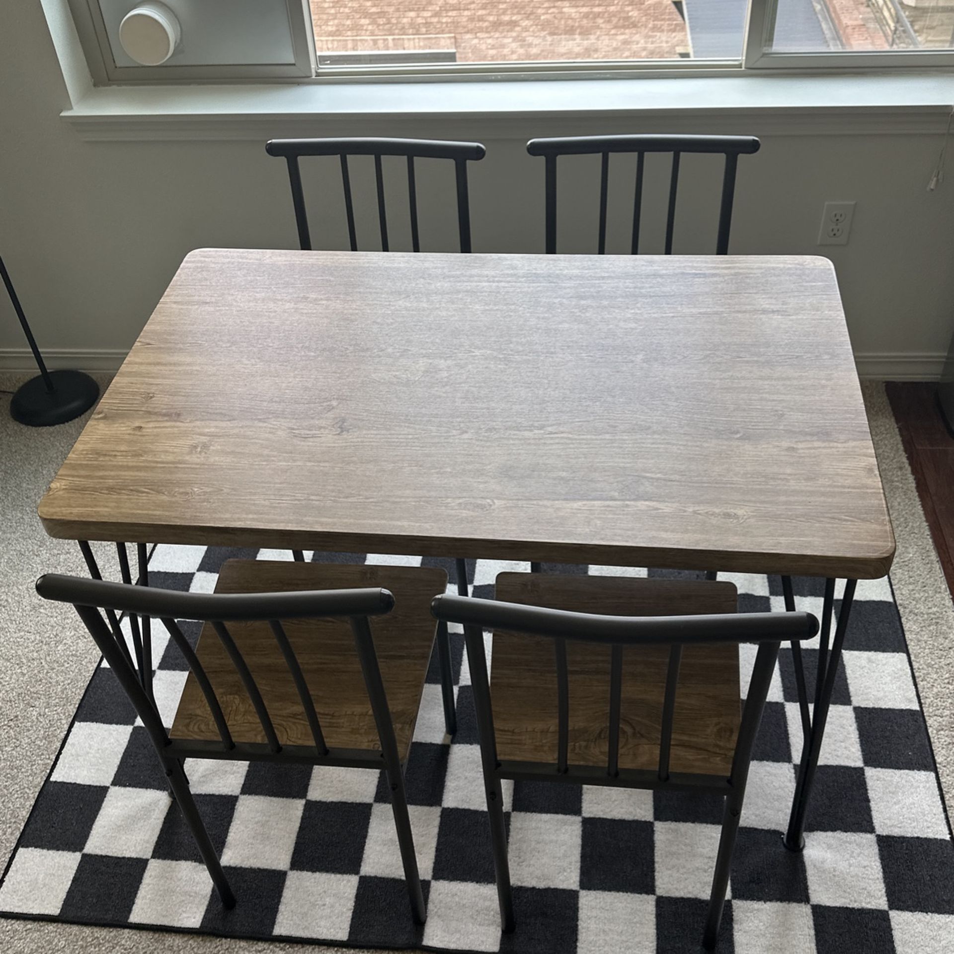 Kitchen Table With 5 Chairs