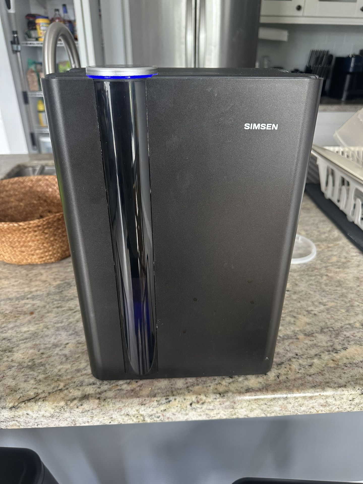 Black SIMSEN 95oz Dehumidifiers