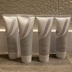 Jennifer Aniston Body Care Set