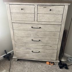 Matching Chest And Nightstand 