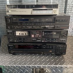 Vintage Electronic Stereo Equipment 
