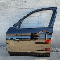 2019 - 2022 BMW X4 - DRIVER DOOR OEM 