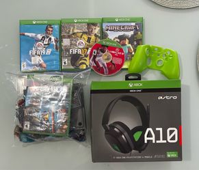Xbox One games/accessories bundle