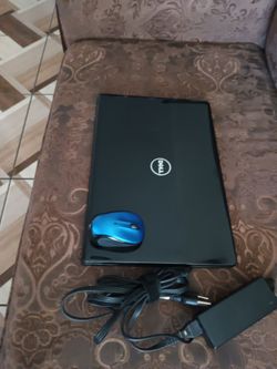 Laptop Dell Inspiron 5555-AMD-A8-7410-R5-8gb ram-128gb HD SSD solid-go-od for stud-ents.