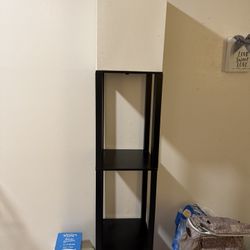 Lamp with shelf support