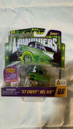 Car-Tuned Lowriders '57 Chevy Bel Air Die-Cast