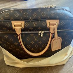 Louis Vuitton Vintage Messenger Bag