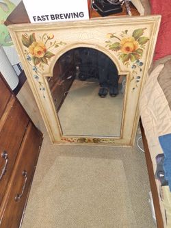 30.5x22.5 Accent  Wall Mirror 