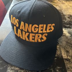 Lakers Snapback | Mitchell & Ness | Excellent Condition