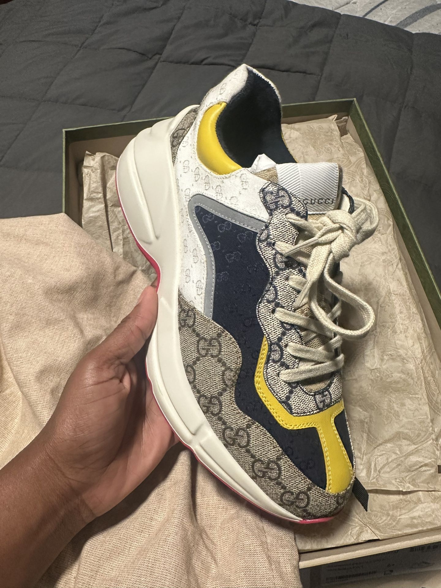 Gucci shoes