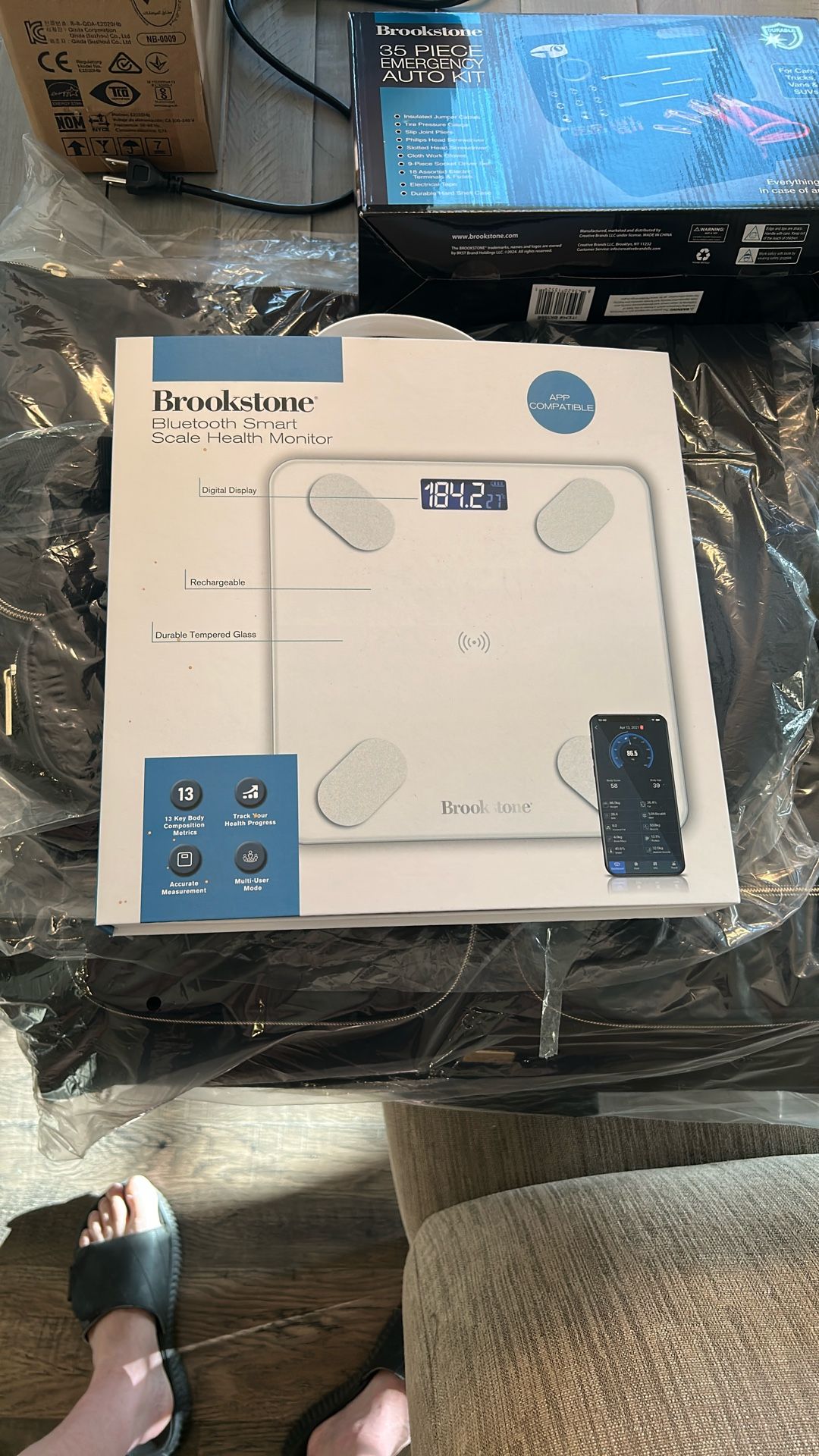 Brand New Brookstone Bluetooth Smart Scale Health Monitor