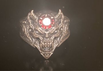 Dracula Ring 925/red gemstone