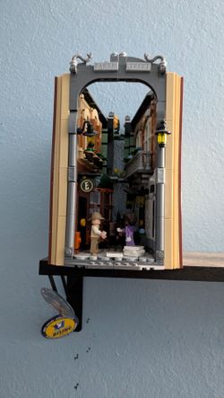 LEGO Sherlock Book Nook