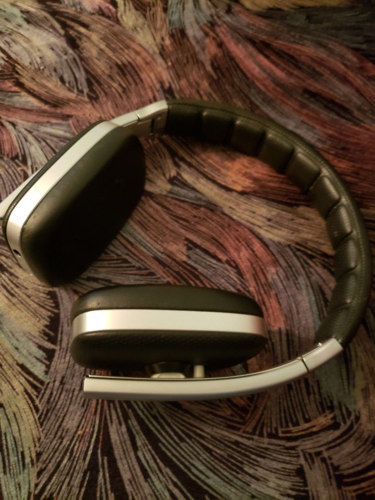 SKULLCANDY GHOSTEK RAPTURE Wireless Bluetooth Headphones 